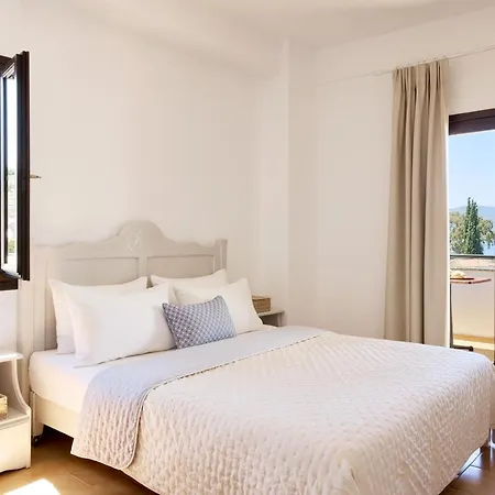 Üdülőközpont Leda Village 4*