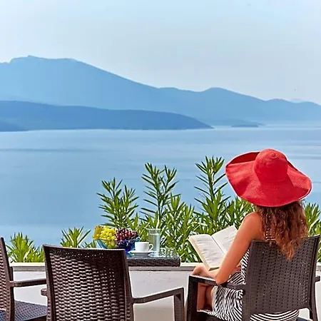 Leda Village 4*