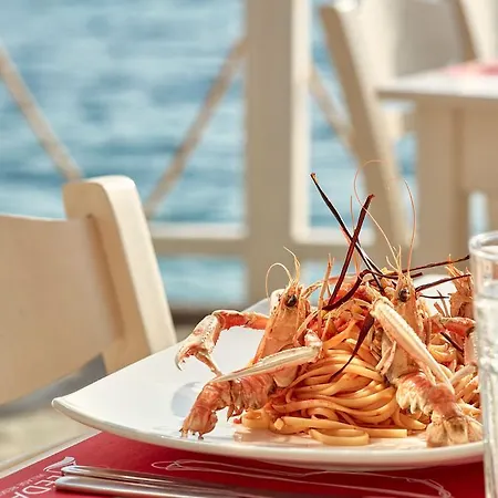 Leda Village Khórto