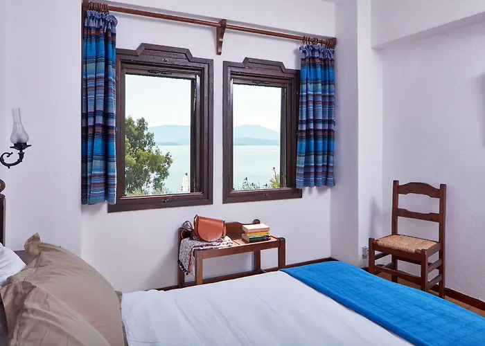 Leda Village אתר נופש 4*