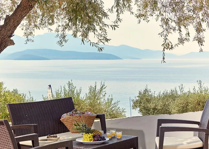 Leda Village אתר נופש צ'ורטו