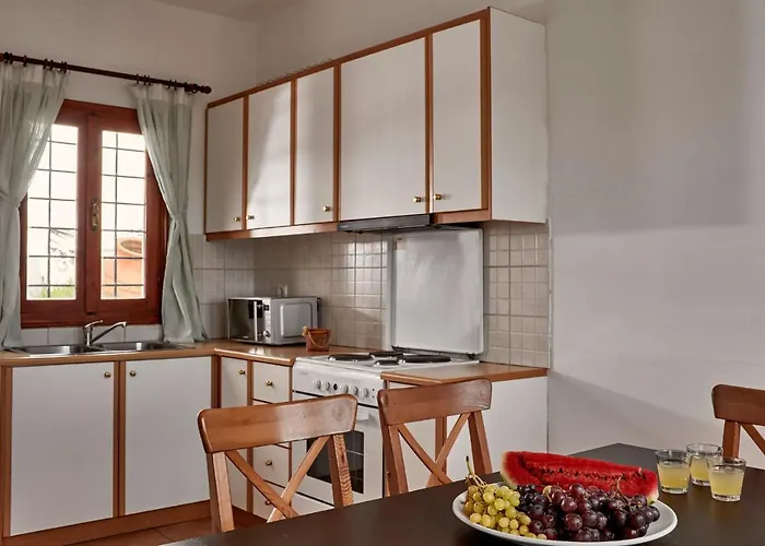 Leda Village צ'ורטו