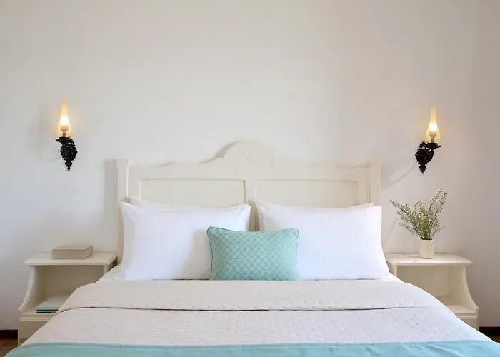 Leda Village צ'ורטו