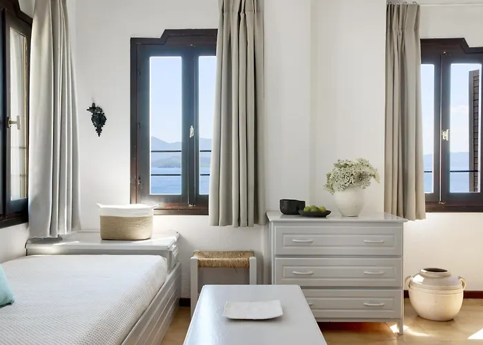 Leda Village אתר נופש 4*