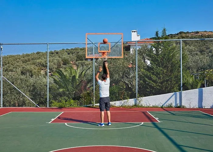 אתר נופש Leda Village צ'ורטו