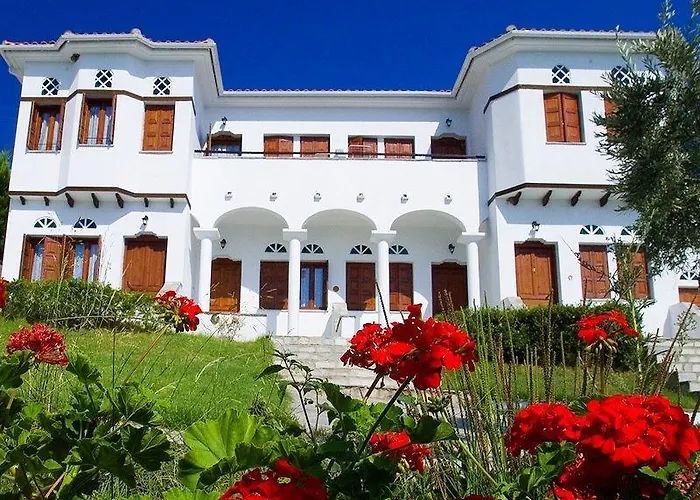 אתר נופש Leda Village 4*